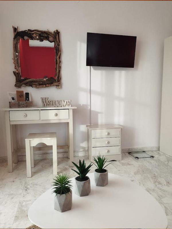 פלטאריה Ilektra Apartments Blue & Red מראה חיצוני תמונה